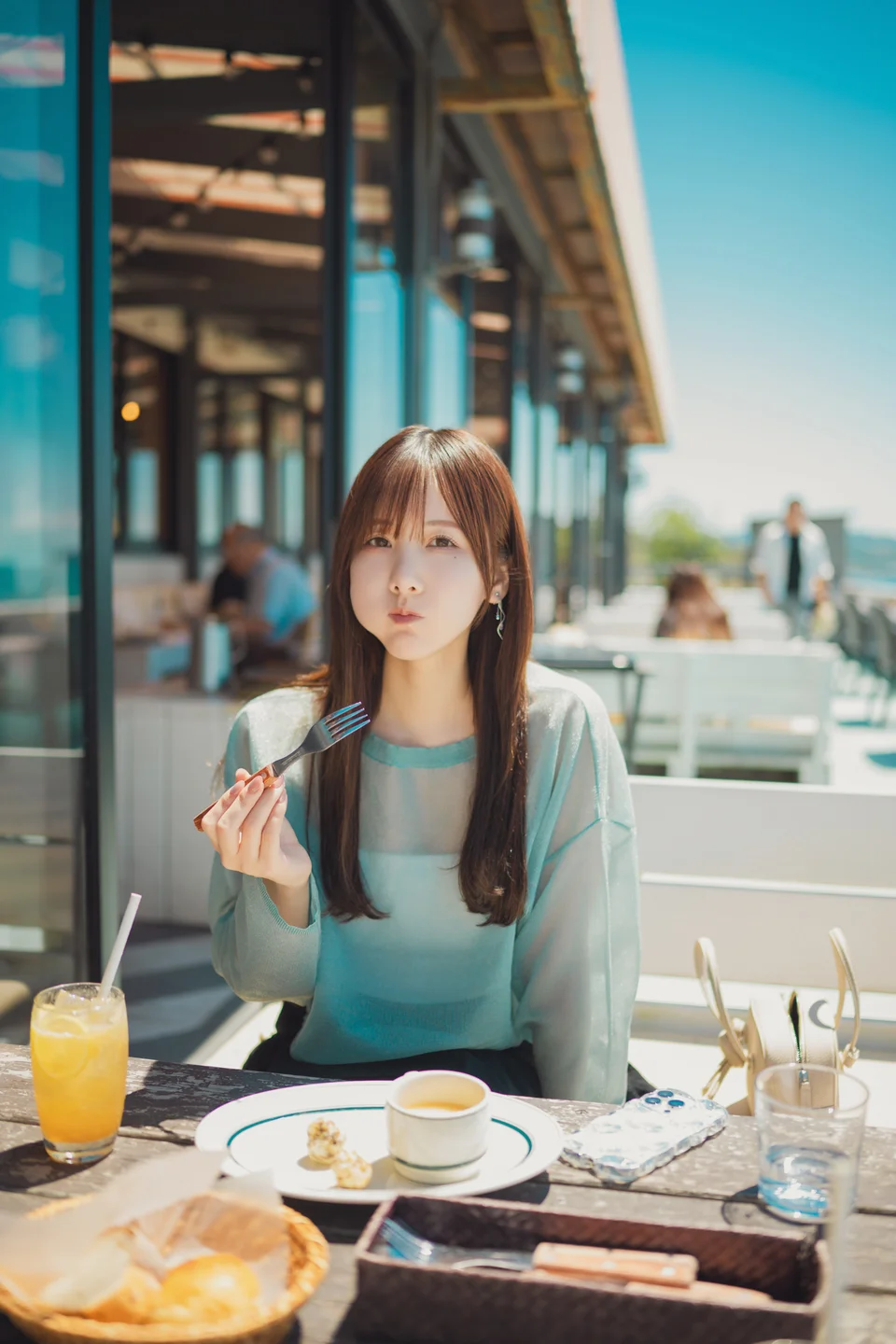 けん研 - C104 honey DL写真集 [170P] 20240907-073359(17).webp
