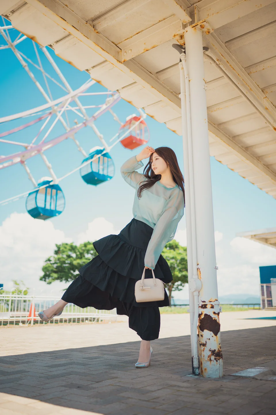 けん研 - C104 honey DL写真集 [170P] 20240907-073359(7).webp