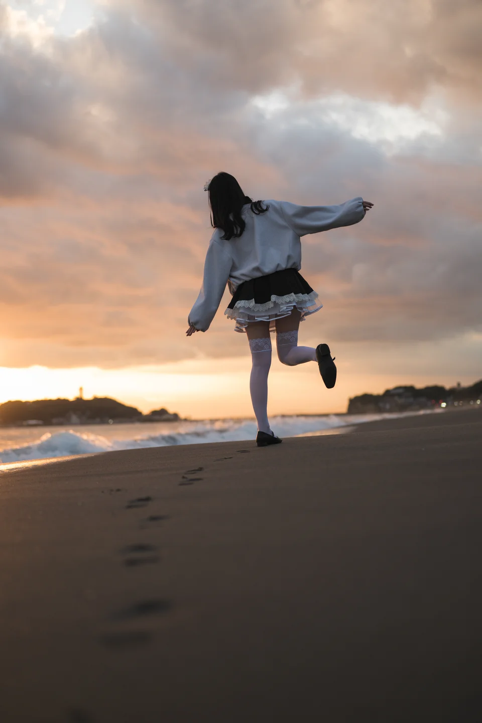 けん研（けんけん）_FantiaDL写真集_推し型メイドロイドとしたいこと_138P_821MB meidoroido121.webp