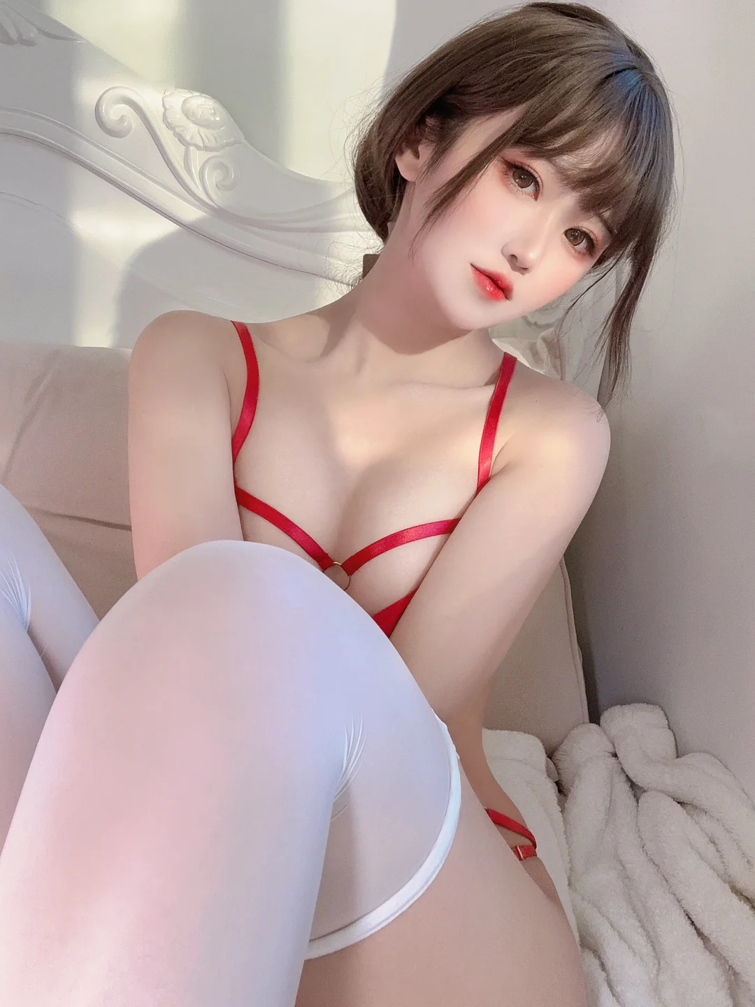 三度_69 No.084 – 蛇年红装 [62P-348MB] 【丝足阁写真】040.webp