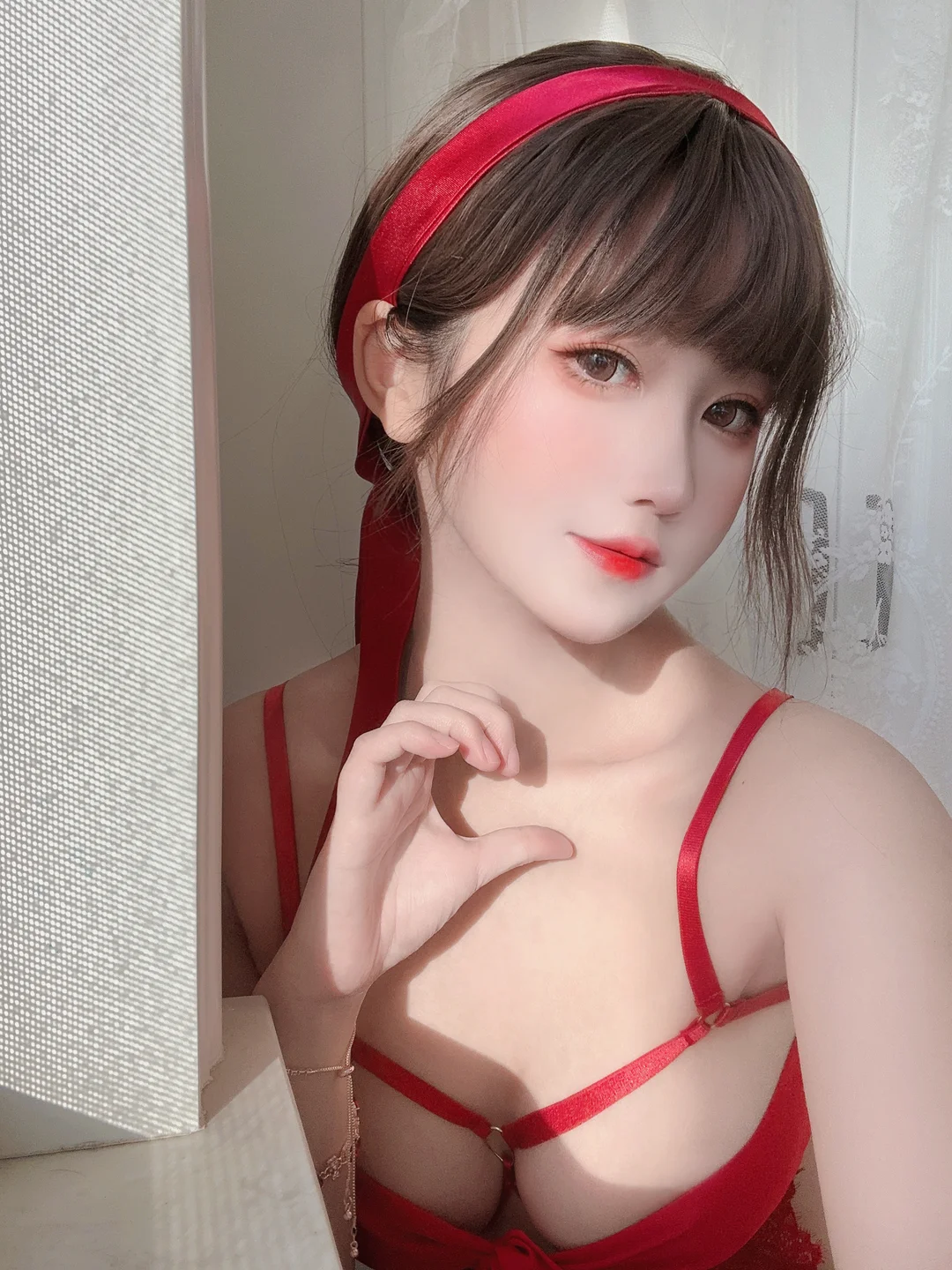三度_69 No.084 – 蛇年红装 [62P-348MB] 【丝足阁写真】062.webp