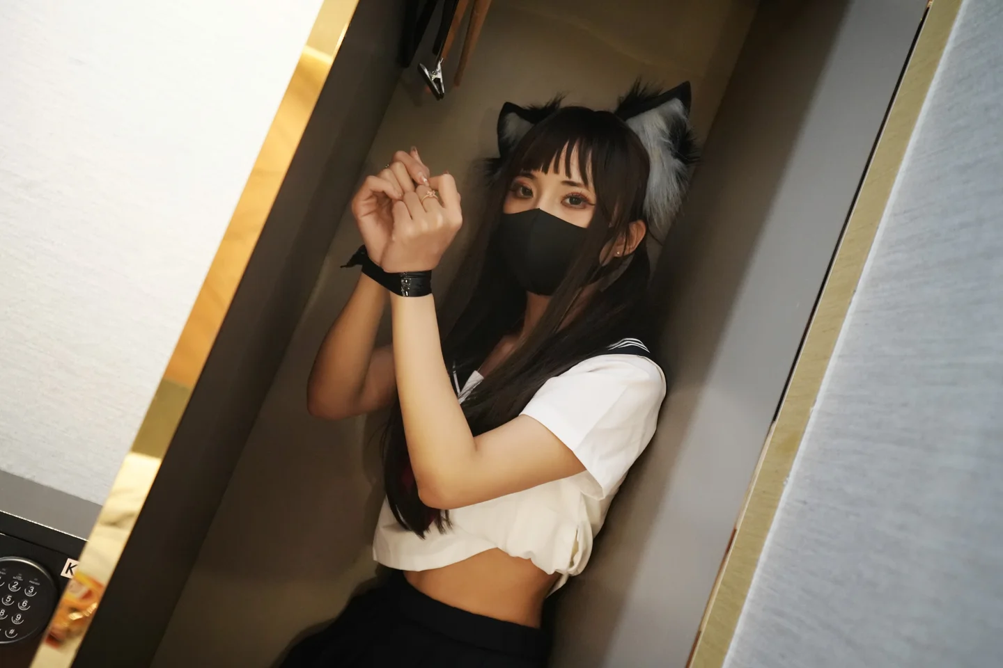 三水子 – JK猫猫 [74P-237MB] 【丝足阁写真】027.webp