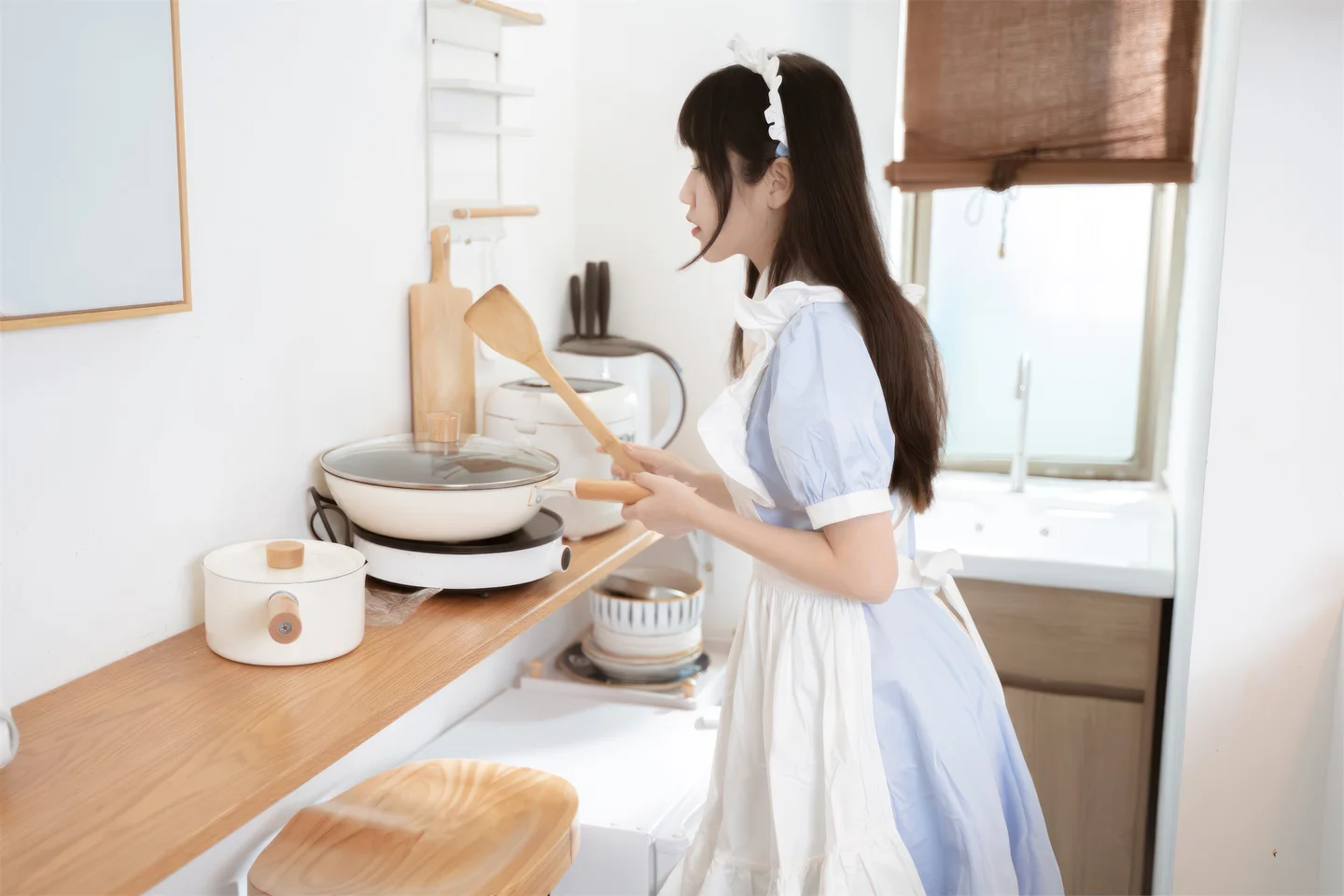 不呆猫 - 厨房小女仆 [35P] 20241009-125633(4).webp