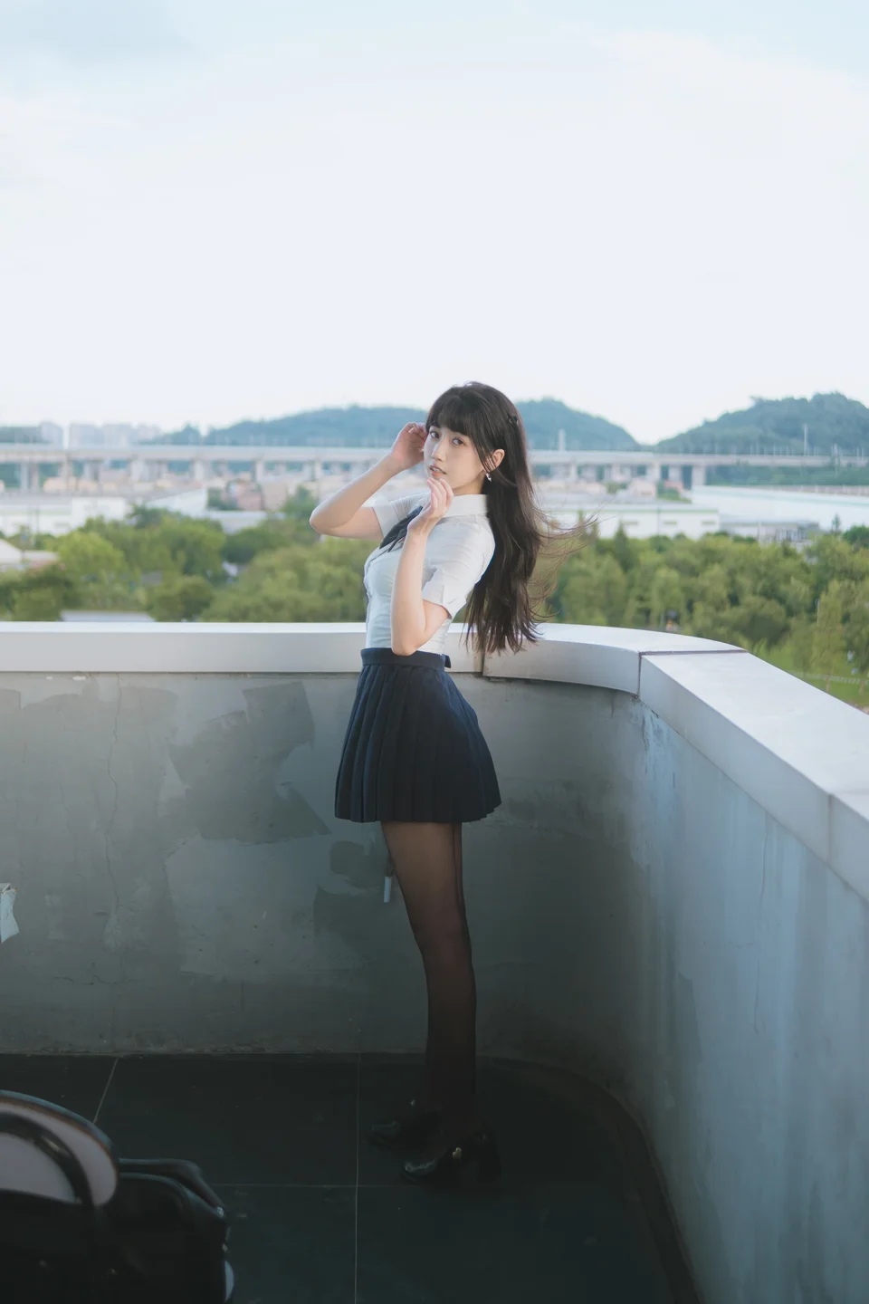 不呆猫 - JK学妹户外 [59P-409MB] 007.webp