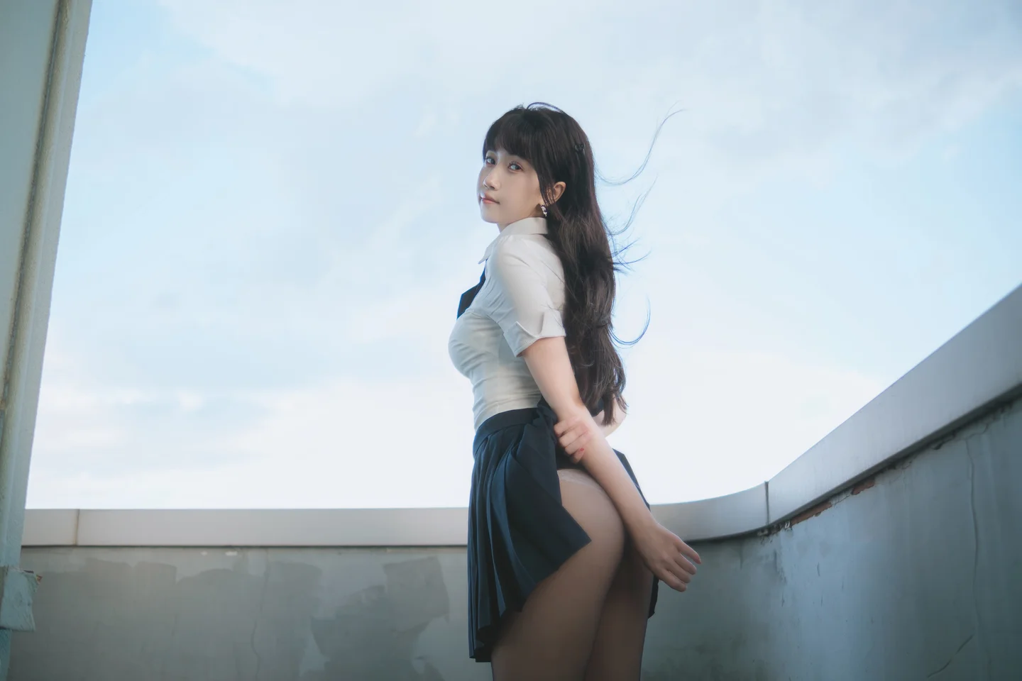 不呆猫 - JK学妹户外 [59P-409MB] 013.webp