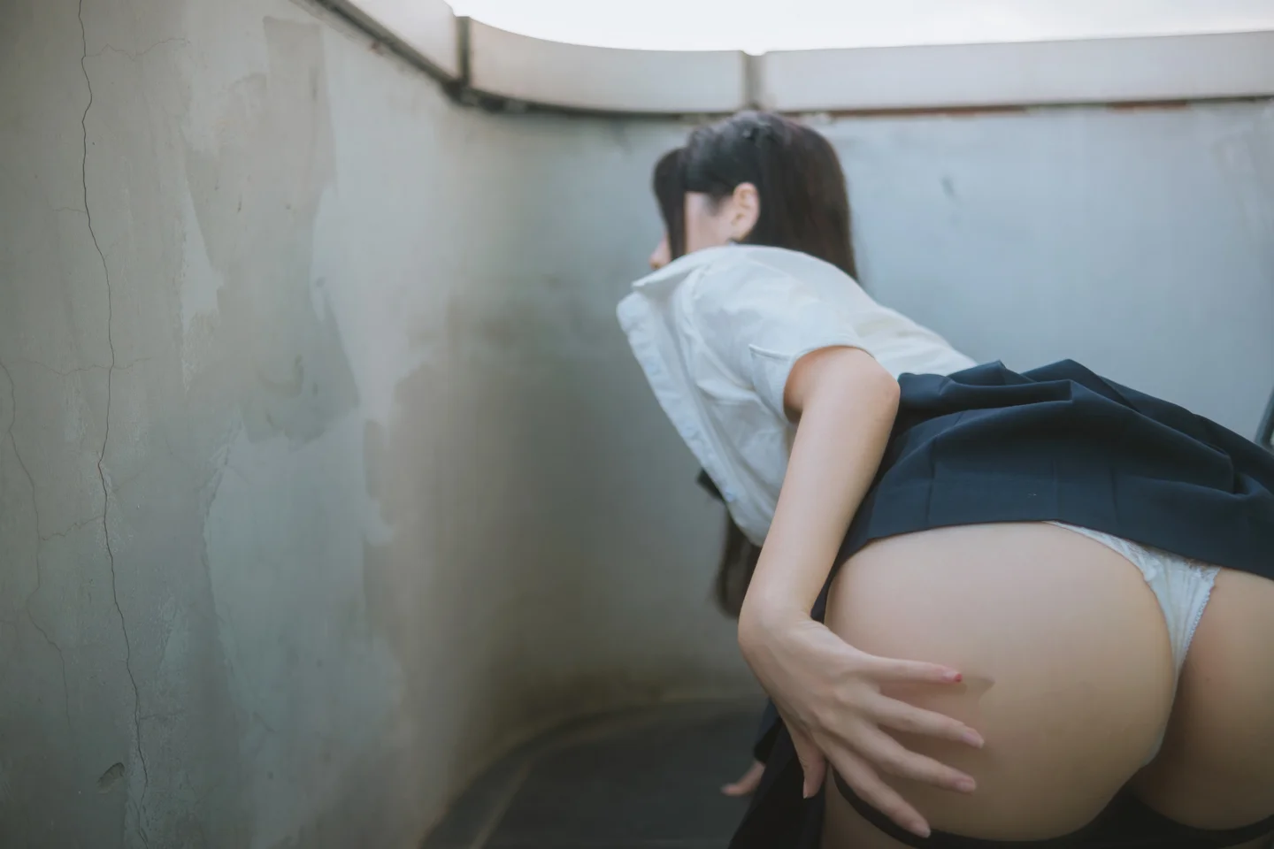 不呆猫 - JK学妹户外 [59P-409MB] 020.webp