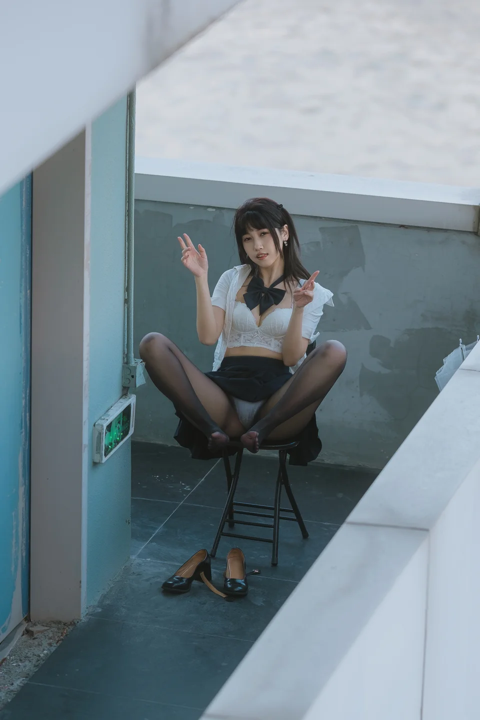 不呆猫 - JK学妹户外 [59P-409MB] 032.webp