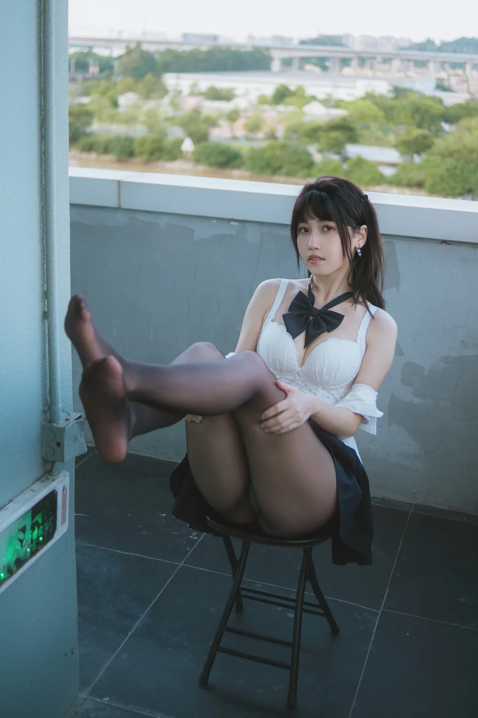 不呆猫 - JK学妹户外 [59P-409MB] 037.webp