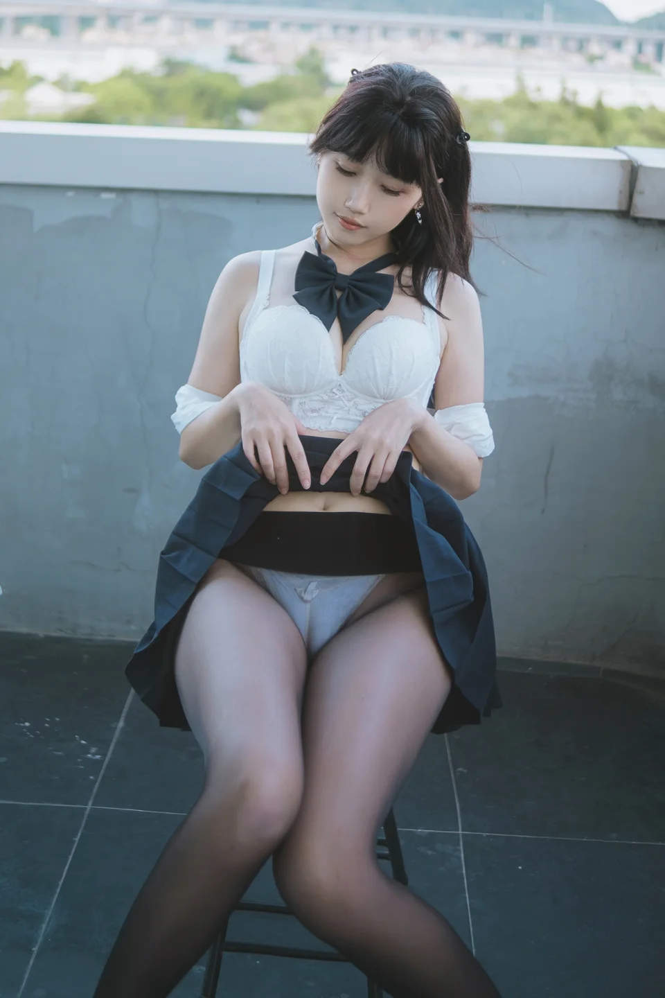 不呆猫 - JK学妹户外 [59P-409MB] 040.webp