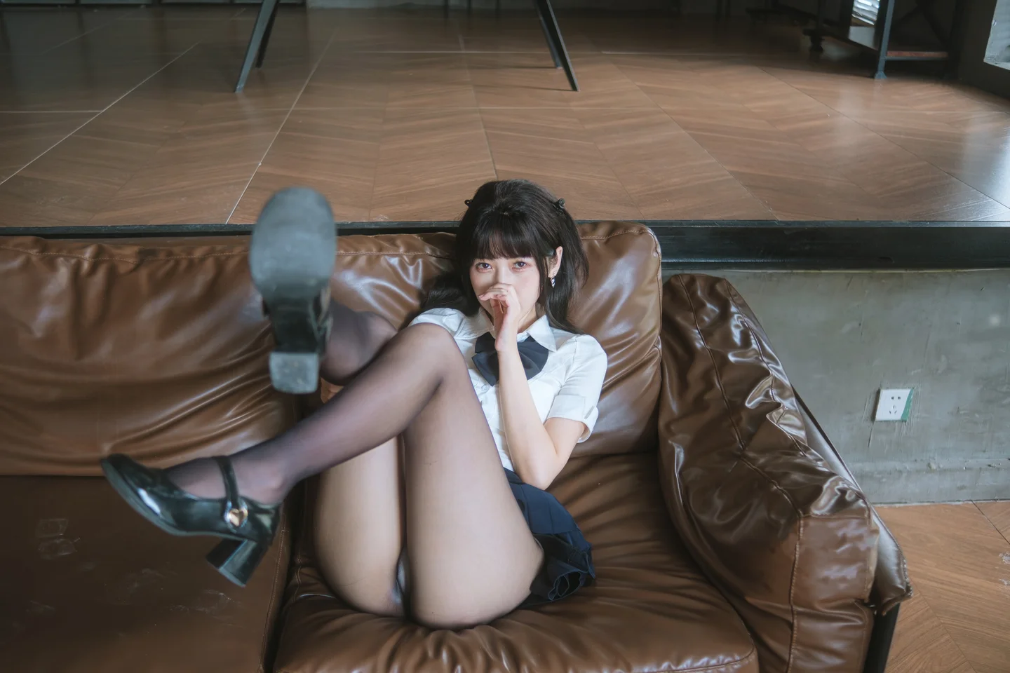 不呆猫 - JK学妹户外 [59P-409MB] 053.webp