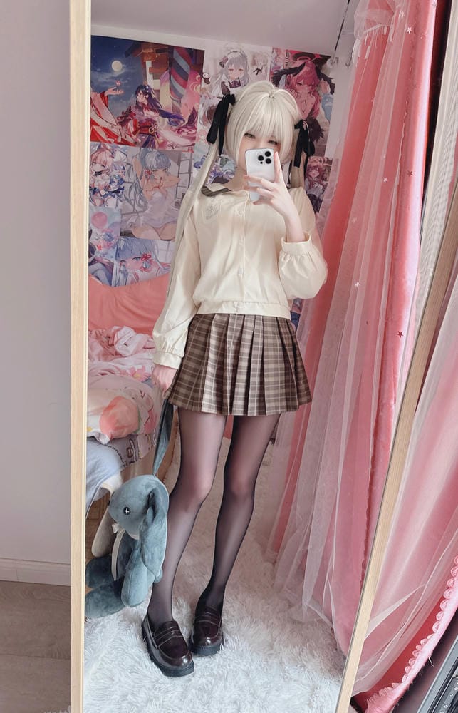 习呆呆 - 制服穹_20P+1V 1_IMG_6418.jpg