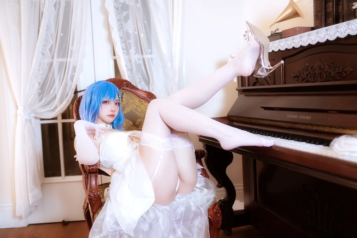 二佐Nisa_碧蓝航线-恰巴耶夫礼服 89P 20240726-204129(2).webp