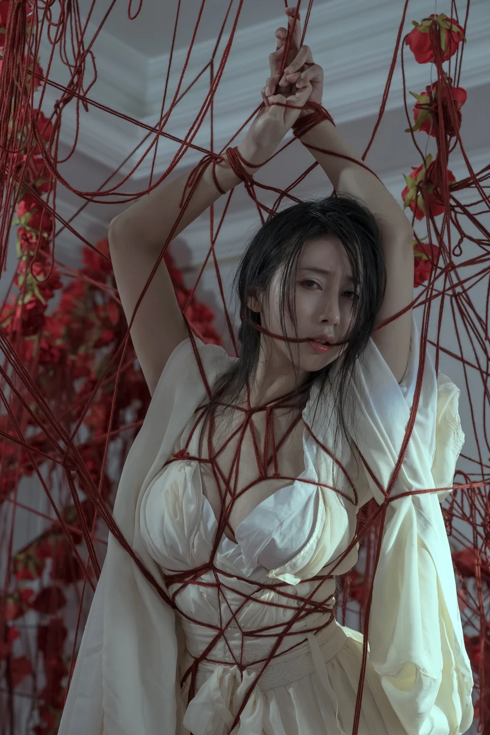云溪溪 - 奶桃 囚鸟 [64P] 20240830-105532(11).webp