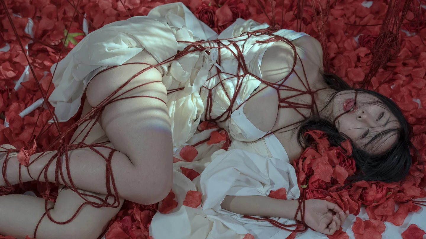 云溪溪 - 奶桃 囚鸟 [64P] 20240830-105532(59).webp