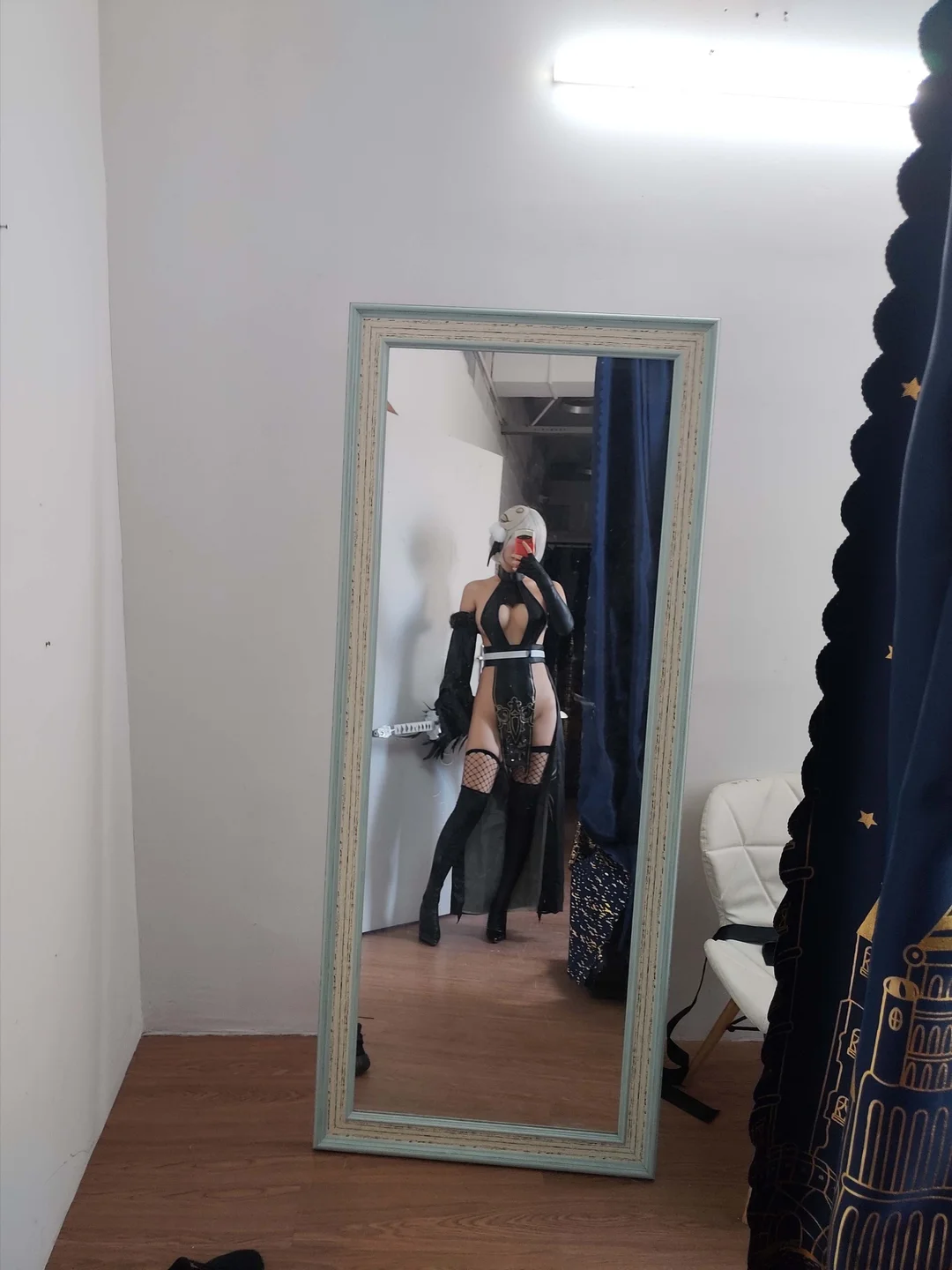 亚马逊鲶鱼 - 同人武士 [30P 1V] 20241009-133101(15).webp