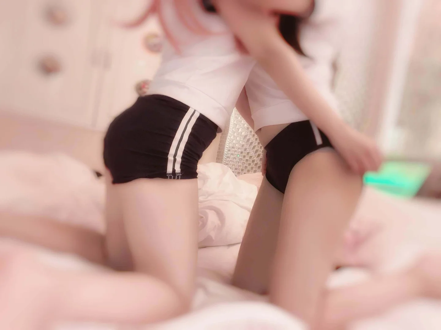 养猪妹れいきら_–_Fantia2024年11月实写_67P_1V tg@simisebaisi3.webp