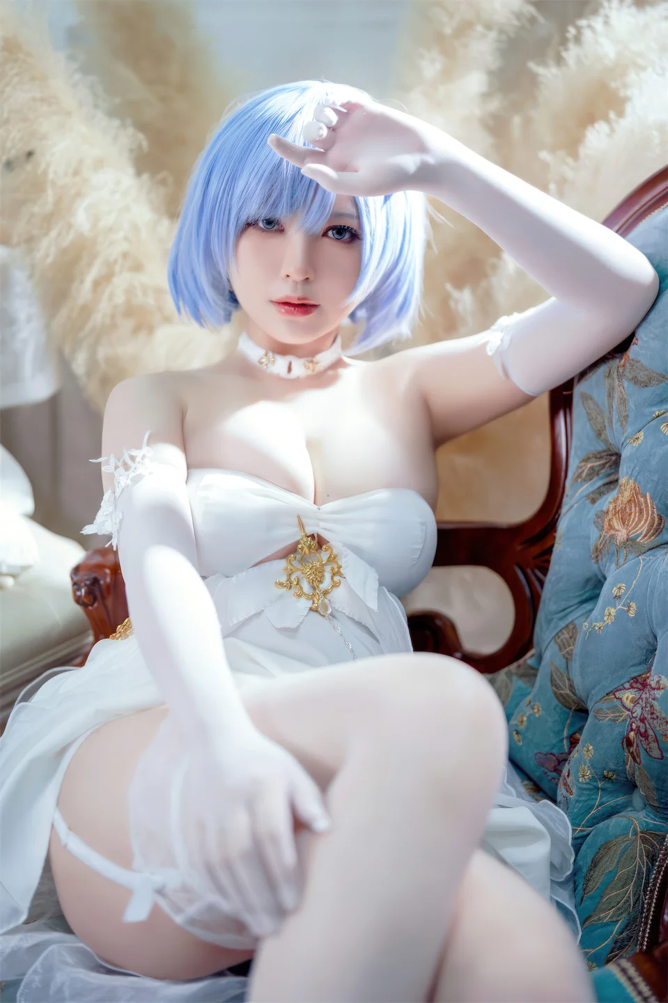 半半子_No_089_碧蓝航线_恰巴耶夫_白骑兵的旋律_礼服_64P,2V_306MB 014.webp