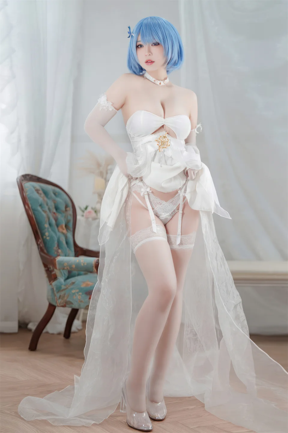 半半子_No_089_碧蓝航线_恰巴耶夫_白骑兵的旋律_礼服_64P,2V_306MB 049.webp