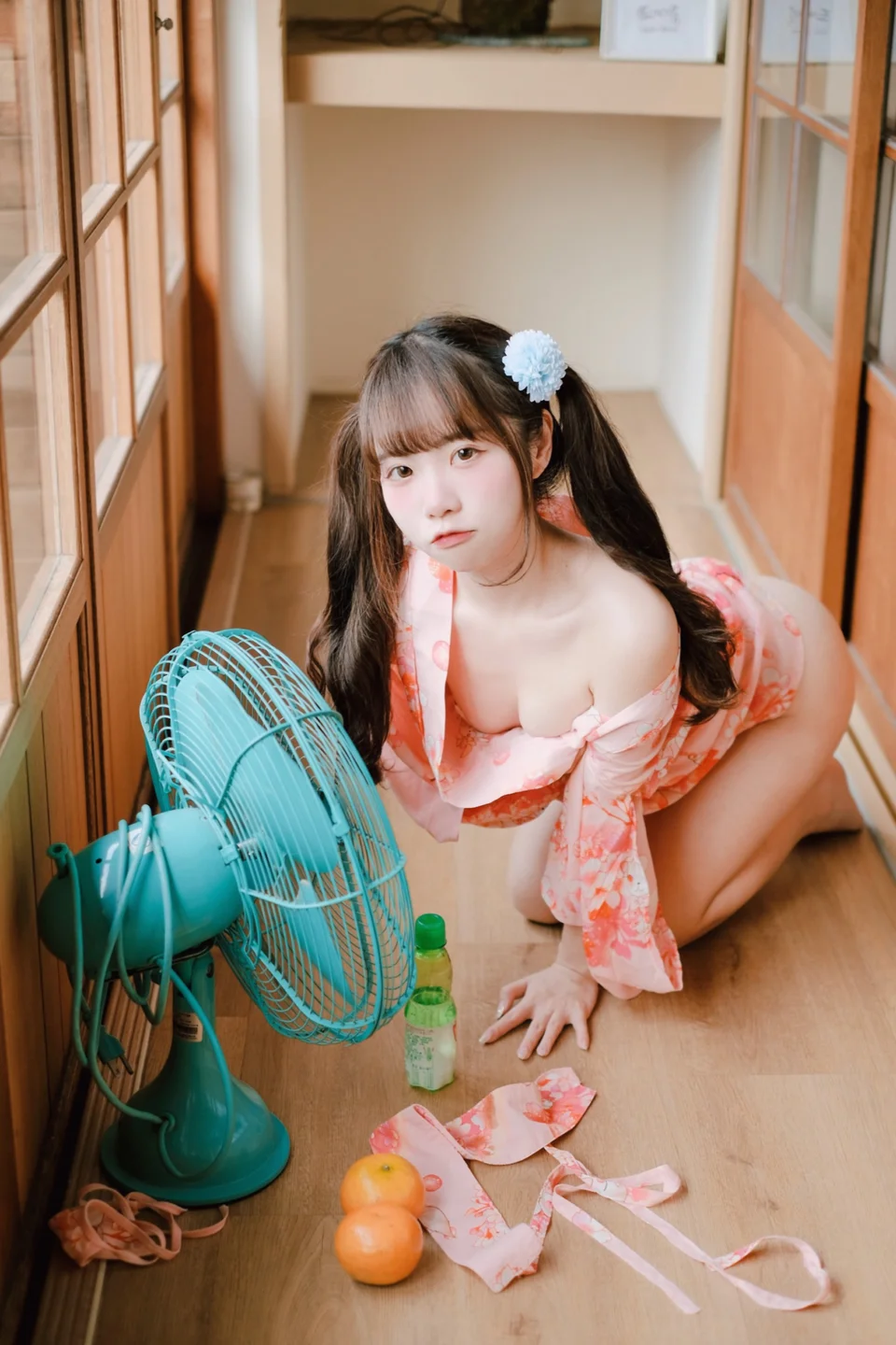 可可小白兔 夏日浴衣 純慾粉嫩少女🌸 [34P] 20240907-161621(21).webp