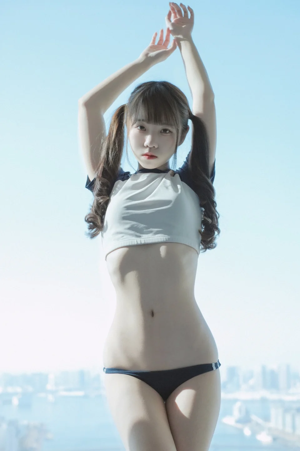 可可小白兔 - 礼物体操服少女 [35P] 20240912-215221(2).webp