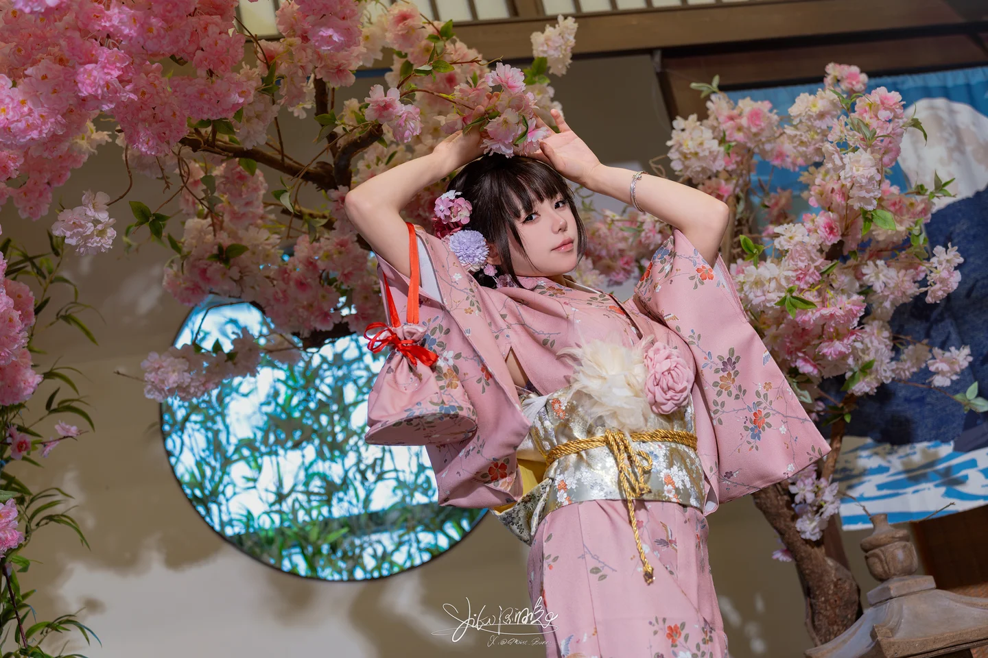 咬一口兔娘 -  8月订阅『温泉の女将』[77P 1V] 20240911-001746(11).webp