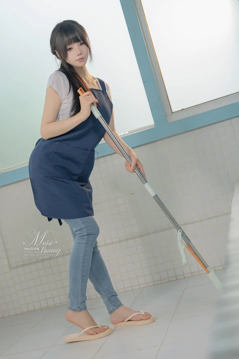 咬一口兔娘#Yiko湿润兔_25年09月订阅作品『钱汤の女将』107P,2V_3_4GB