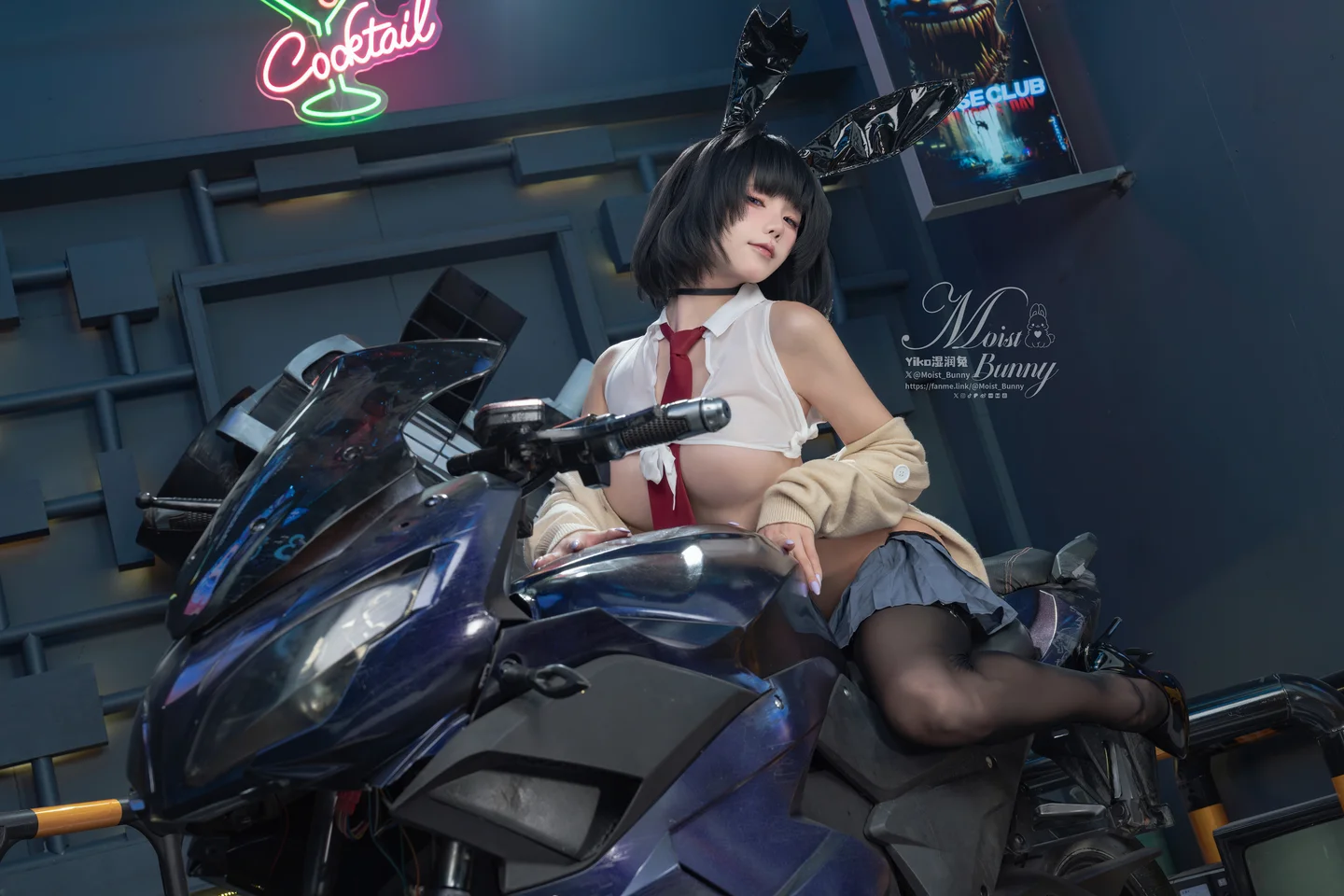 咬一口兔娘Yiko湿润兔_25年10月订阅作品_『赛博逆JK』87P,3V_3_22GB Yiko湿润兔『赛博逆JK』-42.webp