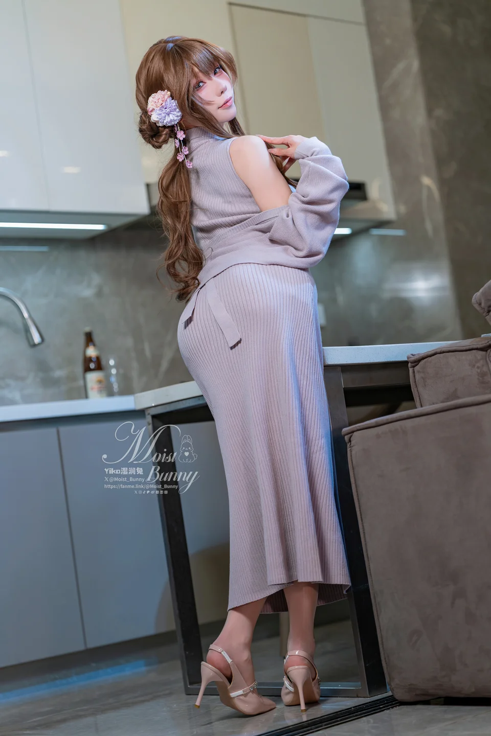 咬一口兔娘_2026年01月订阅作品『在丈夫身边』123P,3V_2_71GB Yiko湿润兔『在丈夫身边』-03.webp