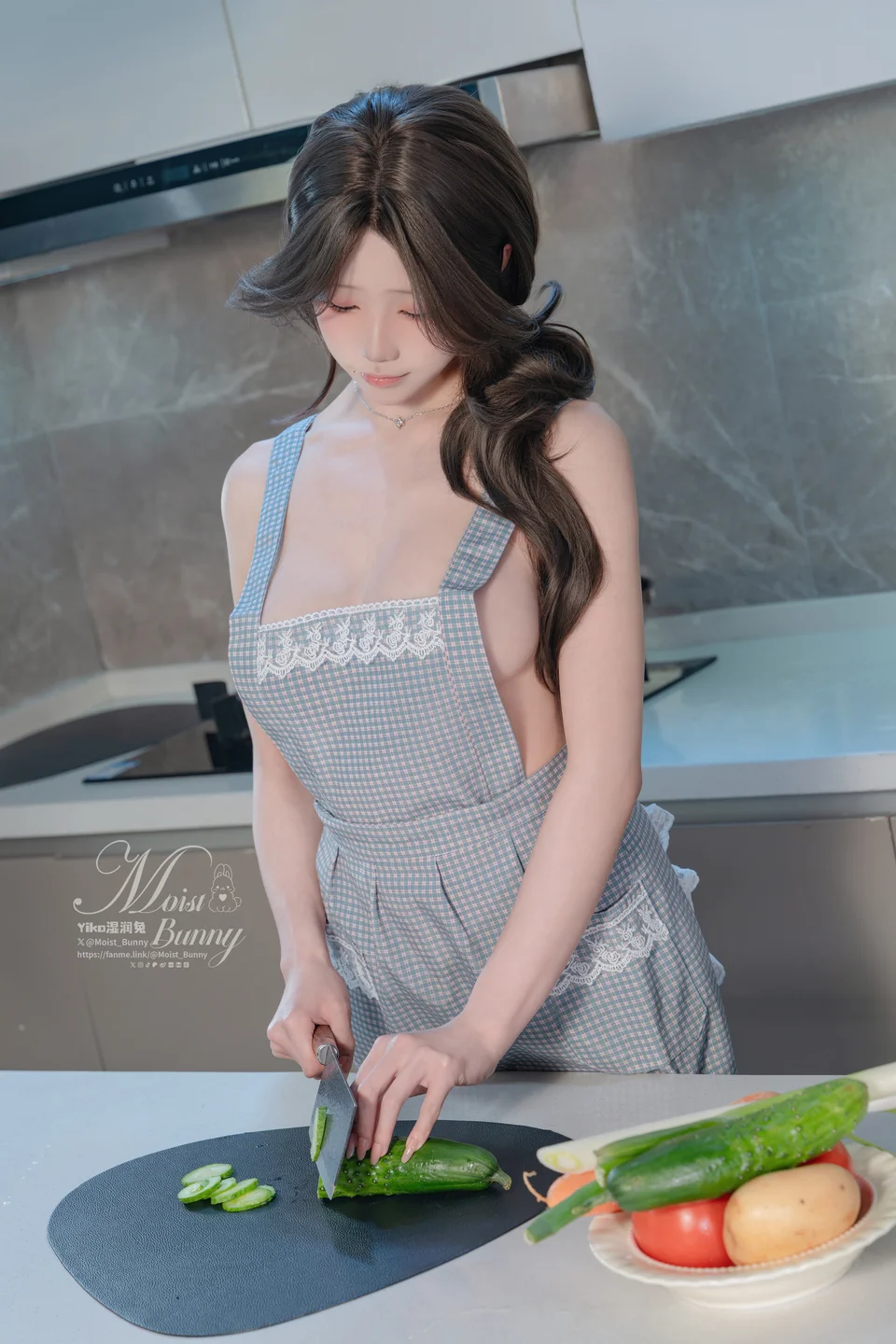 咬一口兔娘_26年03月订阅作品『继母の香』143P,4V_2_41GB Yiko湿润兔『继母の香』-40.webp