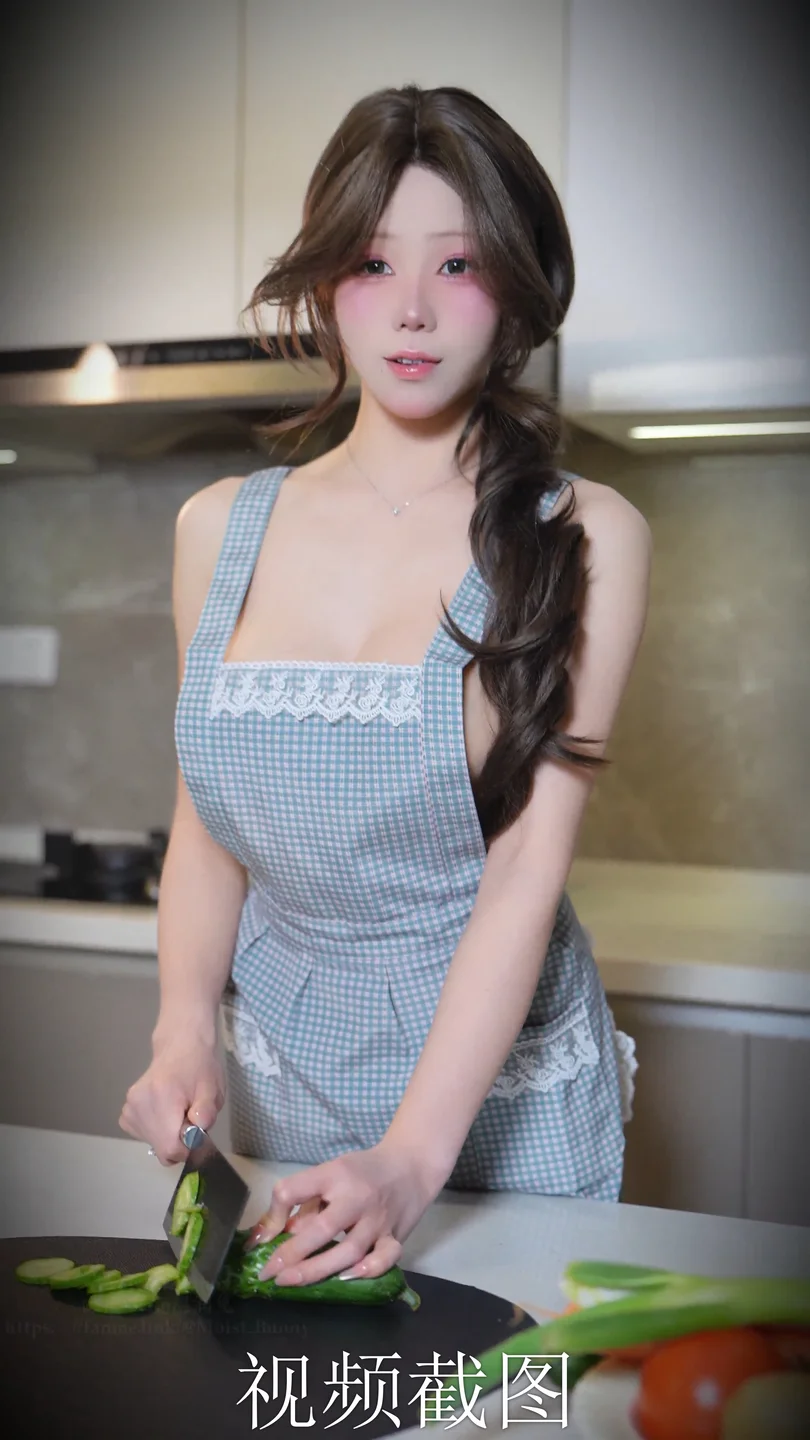 咬一口兔娘_26年03月订阅作品『继母の香』143P,4V_2_41GB Yiko湿润兔『继母の香』视频截图-10.webp