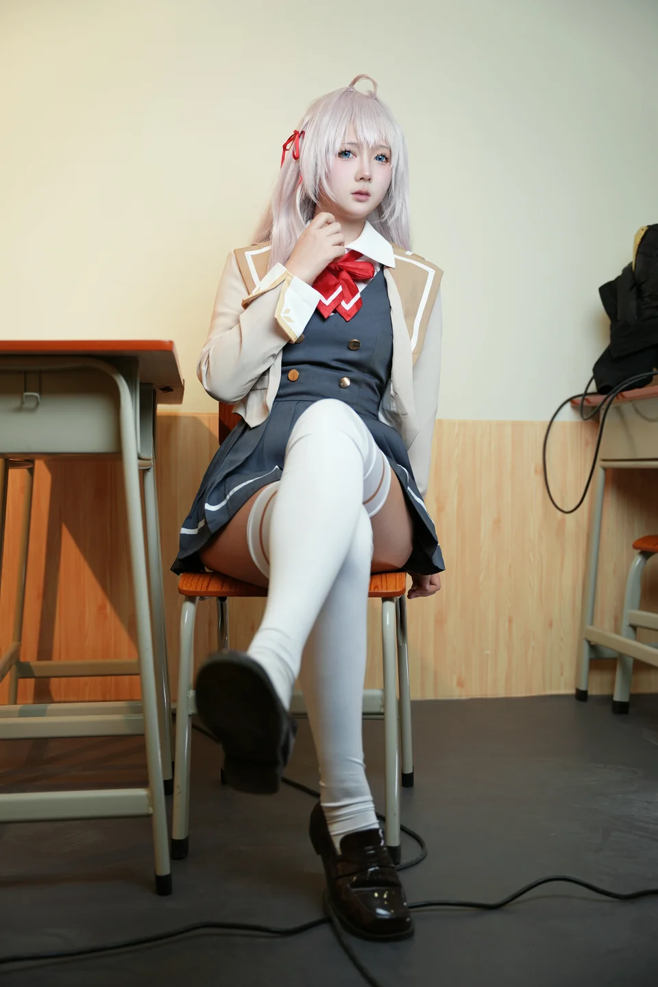 喜欢爱理吗_No_005_–_不时以俄语轻声遮羞的邻座艾莉同学_30P_135MB 005.webp