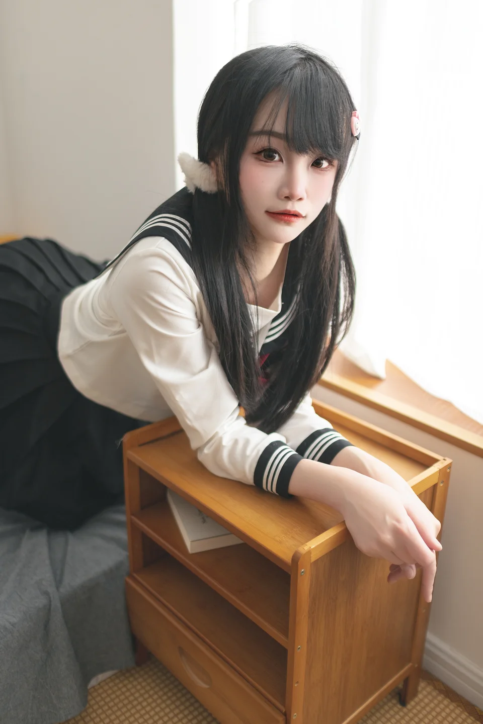 嗷呜酱 - 水手服 [48P-410MB]