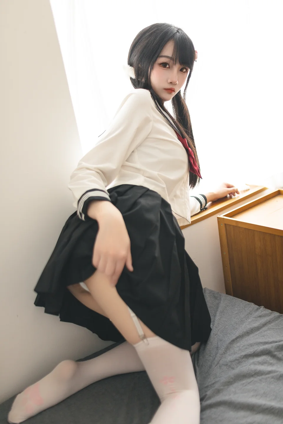 嗷呜酱 - 水手服 [48P-410MB] 024.webp
