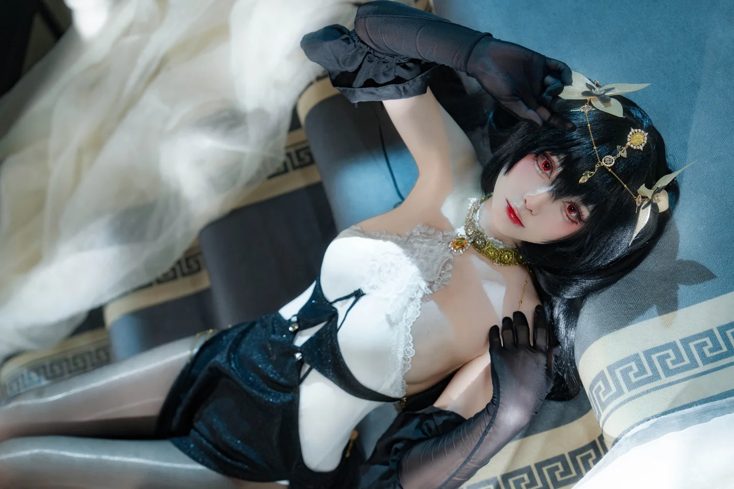 大大卷卷小卷 – 碧蓝航线 镇海礼服 [25P-309MB] 【丝足阁写真】018.webp