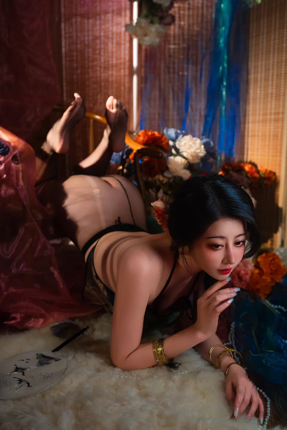 奈汐酱nice – 玄鸳 [65P1V-1.83GB] 【丝足阁写真】041.webp