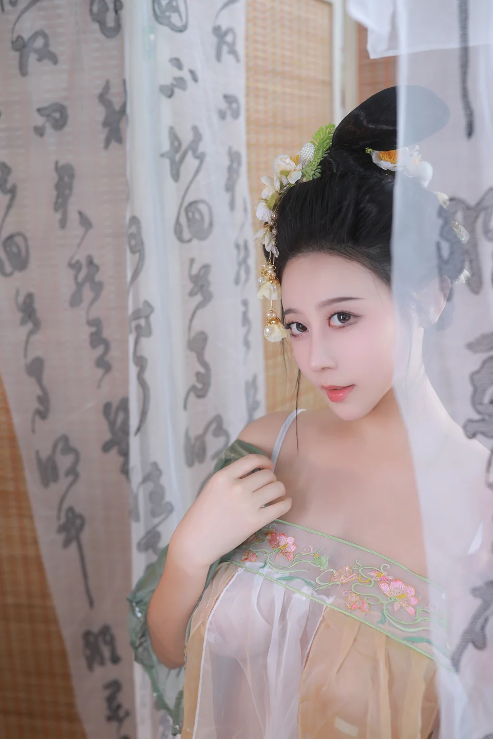 奈汐酱nice - 古风青纱曦 [70P 1V](1) 20240913-004402(65).webp