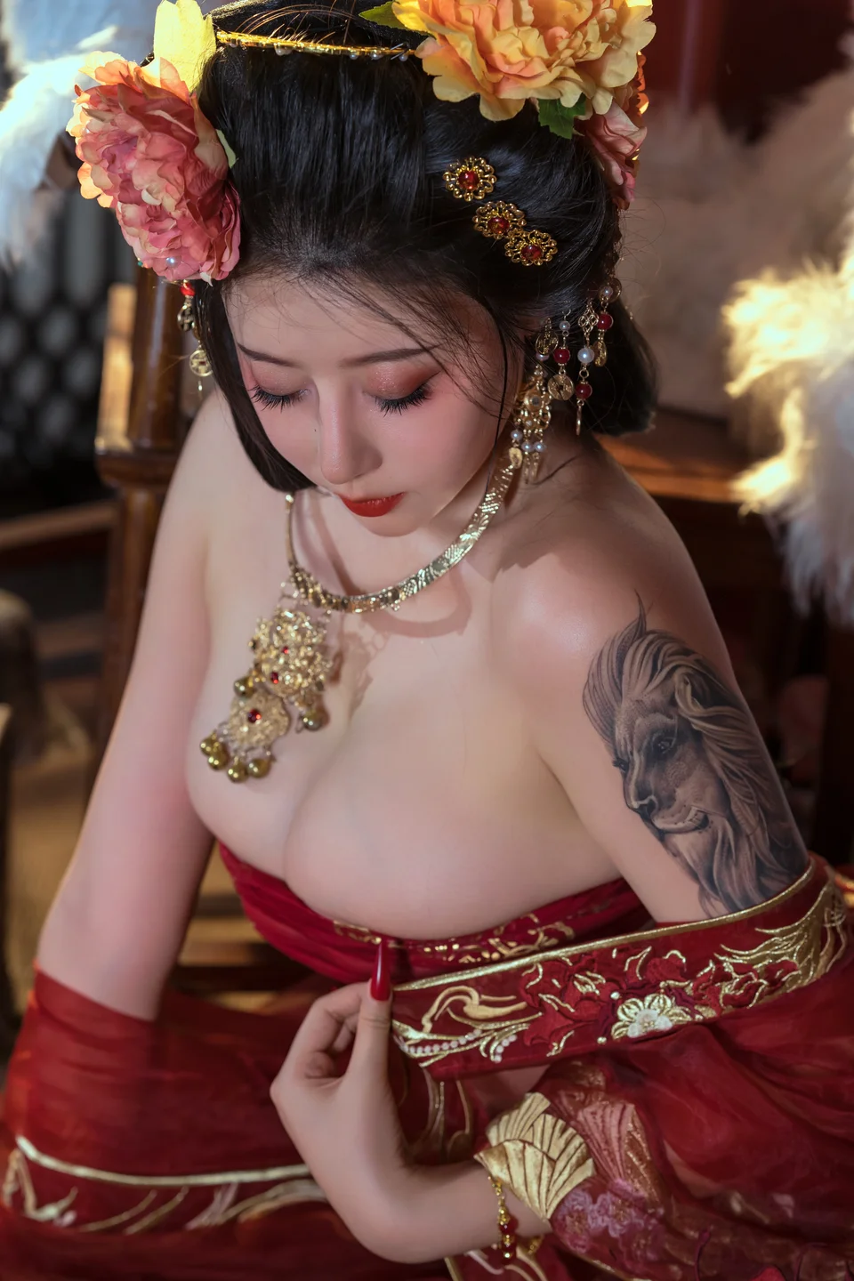 奈汐酱nice_青楼韵事_&云溪溪_&奶桃_120P_1V 20241018-173434(110).webp