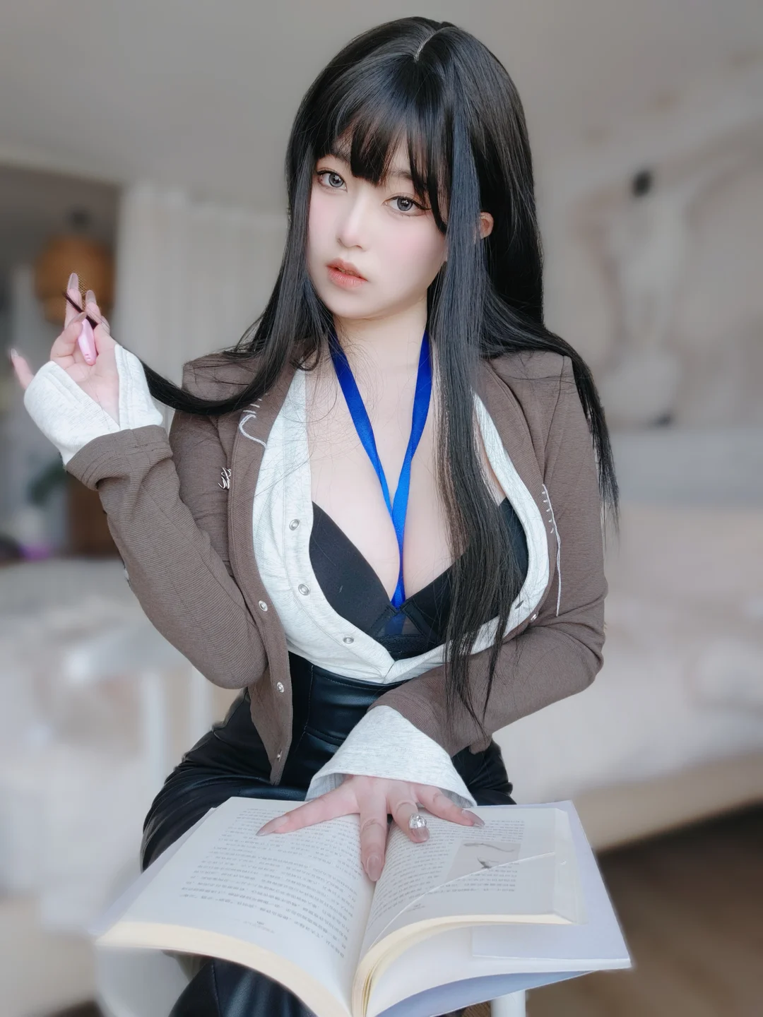 女主K - 上司的秘密 [109P,1V-452MB]
