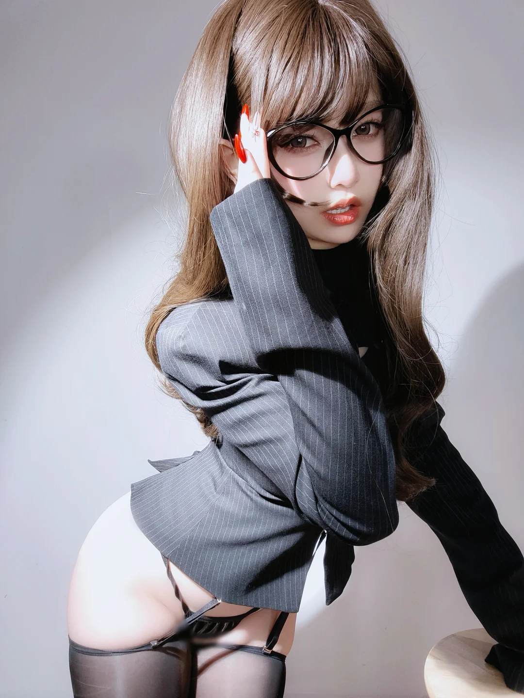 女主K - 秘书の丝袜 [93P,2V-639MB] 024.webp