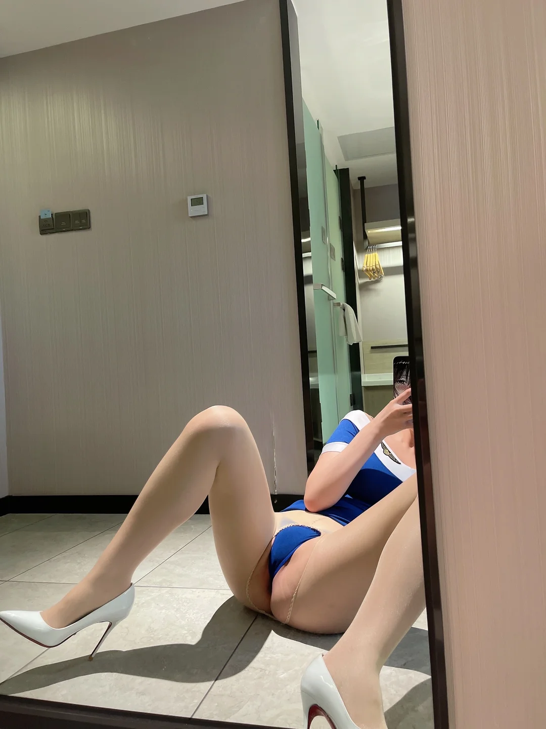 奶宝妹纸 - 勒PP的大肉丝 [31P 11V] 20240828-225751(14).webp