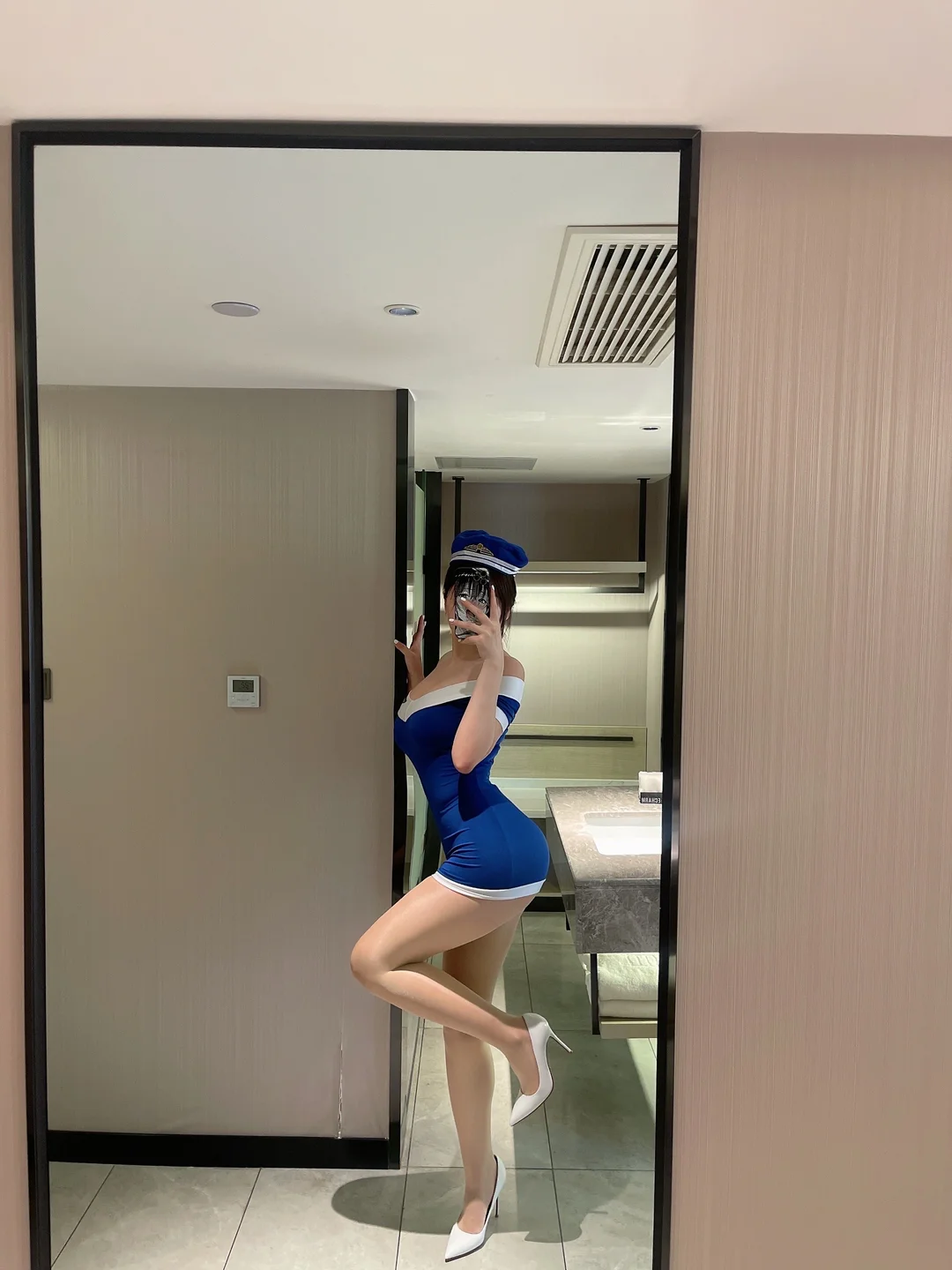 奶宝妹纸 - 勒PP的大肉丝 [31P 11V] 20240828-225751(28).webp