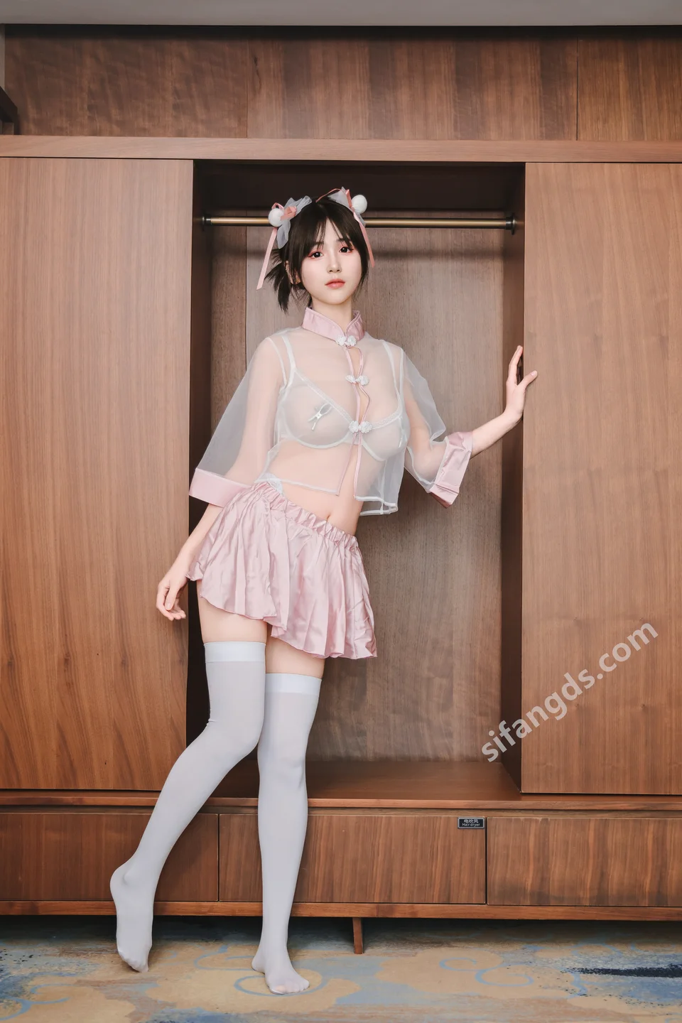 奶芙乔乔 – 透明情趣 [66P3V-2.6GB] 【丝足阁写真】003.webp