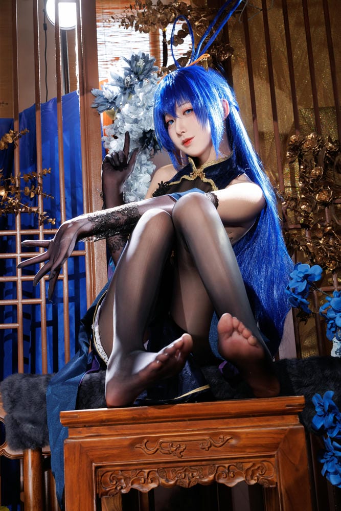 封疆疆 - 花园旗袍 4I9A2010.jpg