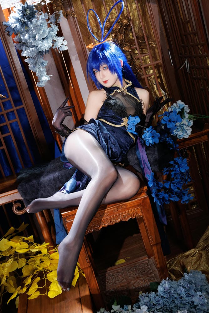 封疆疆 - 花园旗袍 4I9A2022.jpg