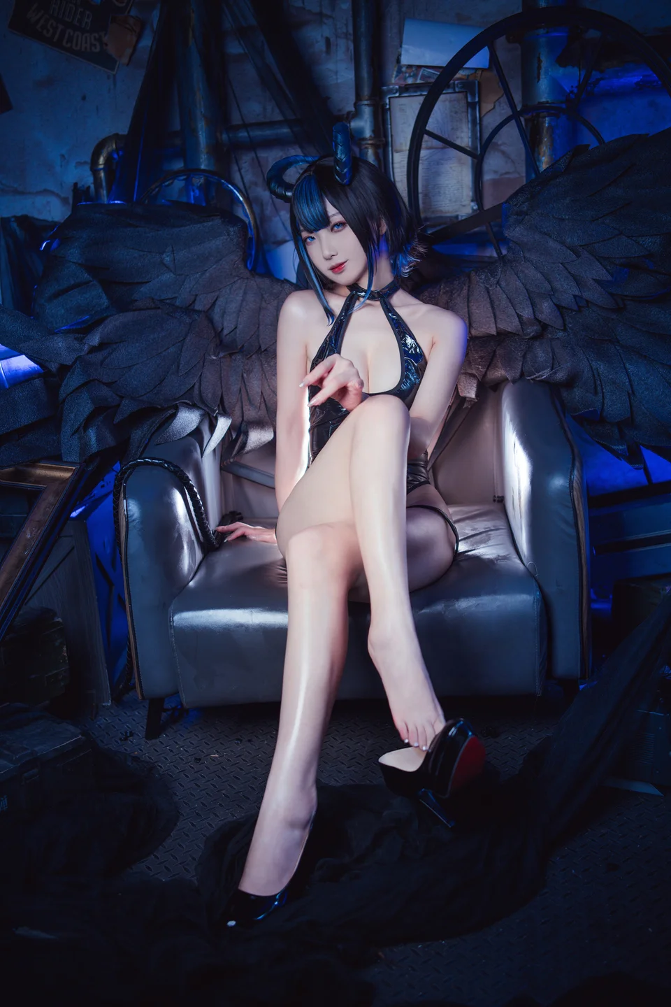 封疆疆v - 小恶魔 [30P] 20240923-112104(5).webp