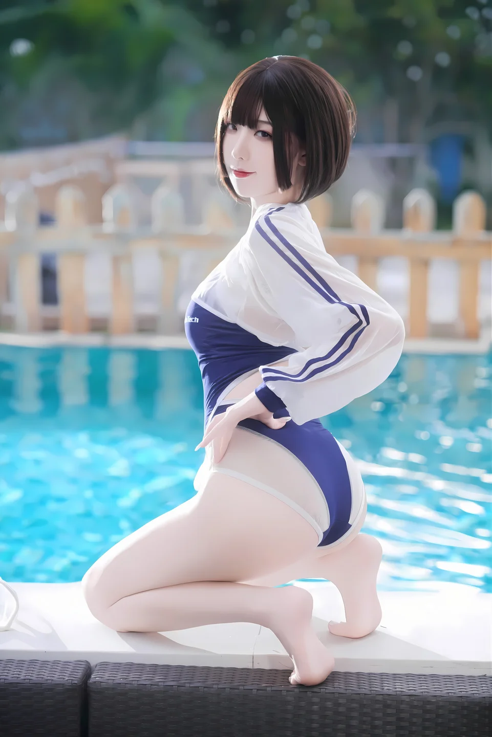 封疆疆v - 小海月 竞泳 [33P-215MB] 001.webp