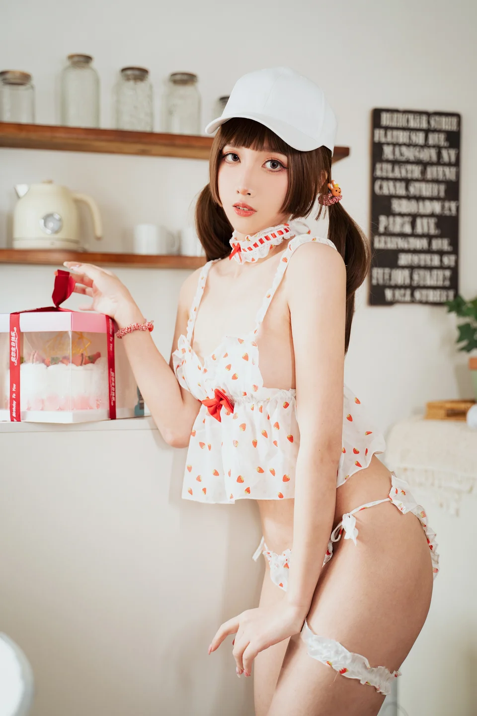 小和甜酒 - 白天鹅外卖 [93P-1.19GB] 【丝足阁写真】032.webp