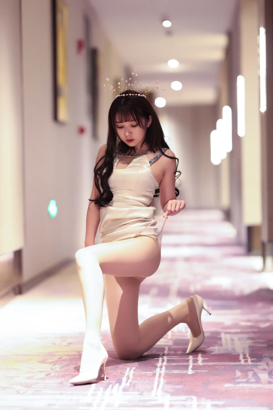 小女巫露娜 - 无内肉丝 [96P] 20240928-111644(53).webp