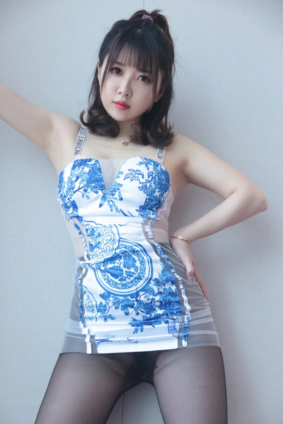 小女巫露娜 - 青花瓷旗袍 [127P] 20240926-130648(116).webp