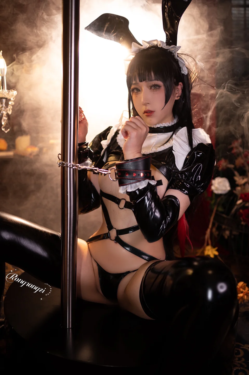 小容仔咕咕咕w - 黑白逆兔 [50P] 20240827-001515(39).webp